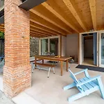 Loggia Dal *