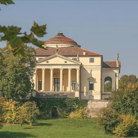 Feriehus Loggia Dal *