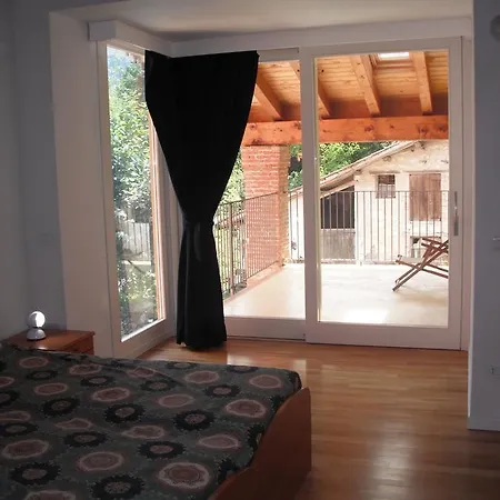 Loggia Dal *